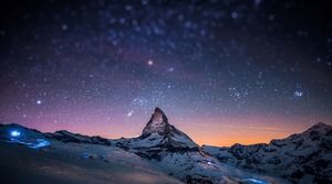 Immagine del fondo del cielo notturno stellato PPT del cielo notturno stellato