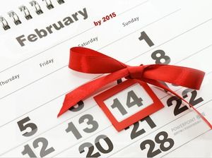 Calendario creativo 14 de febrero plantilla de ppt del día de san valentín