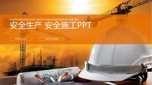 Template PPT manajemen keselamatan latar belakang topi keras di lokasi konstruksi