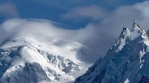 Zwei PPT-Hintergrundbilder des Schneeberges