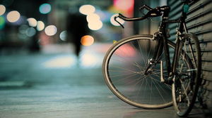 霓虹灯下自行车PPT的背景图片