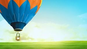 5动态天空中的热气球的PPT背景图片