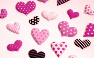 PPT background picture of pink chocolate covered with love