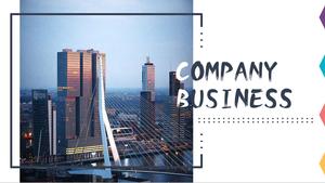 Modello PPT del profilo aziendale con sfondo moderno edificio commerciale