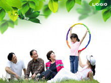 緑の韓国の家族のPPTテンプレートのダウンロード