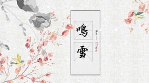Modello PPT in stile cinese con copertina di gazza di fiori di prugna fresca ed elegante