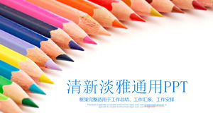 Modelo de treinamento educacional PPT no fundo de lápis de cor