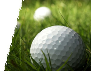 Bola de golfe em um modelo de powerpoint Lawn