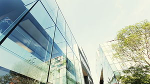 Verde immagine di sfondo edificio moderno PPT